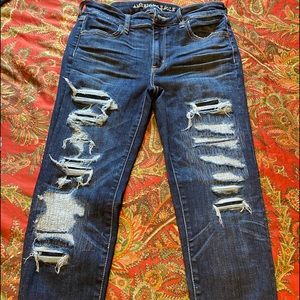 American eagle distressed skinny jeans